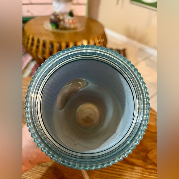 Rare 2022 Starbucks Iridescent Mermaid Scale Tumbler - 24 oz Venti - Picture 6 of 7